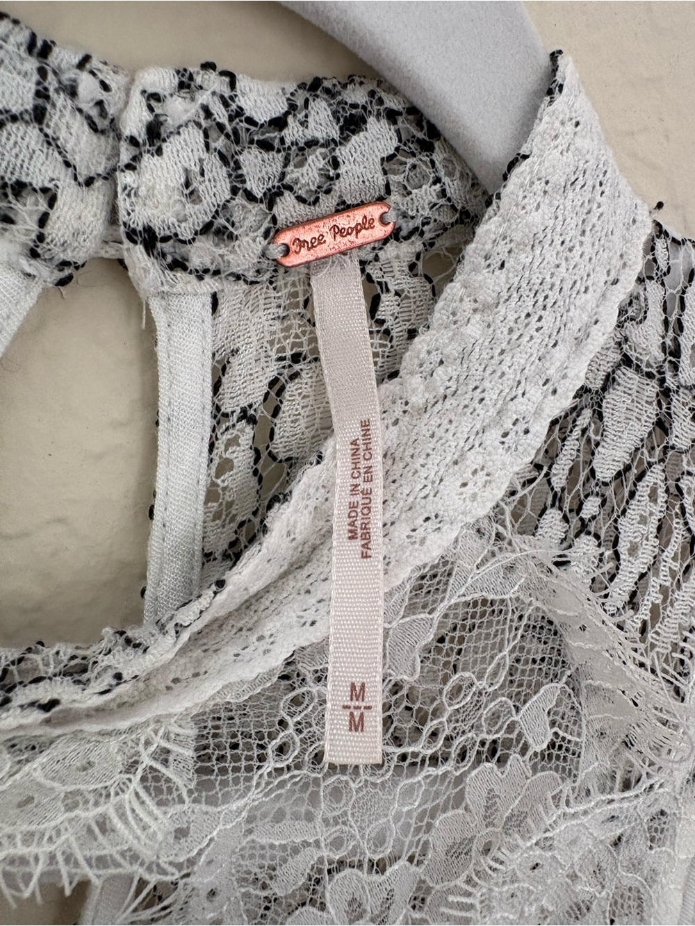 Free People Tell Tale Heart Lace High Neck Tunic Tank Size Medium - Picture 3 of 6